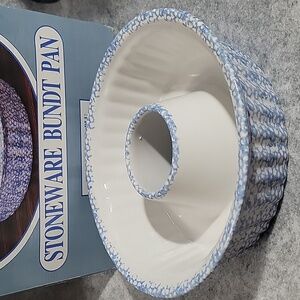 Vintage Stoneware Bundt Pan NIB